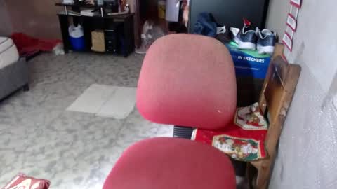 Maria Gomezz online show from April 22, 2026, 4:41 pm