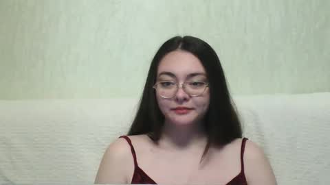 missis mona online show from January 7, 2025, 7:20 am