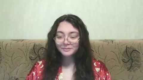 missis mona online show from February 25, 2025, 7:52 am