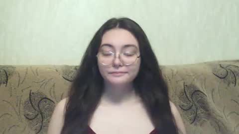 missis mona online show from March 11, 2025, 7:47 pm