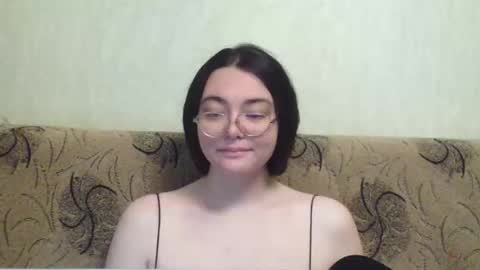missis mona online show from September 10, 2025, 6:35 am