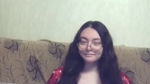 missis mona online show from October 17, 2025, 8:33 pm