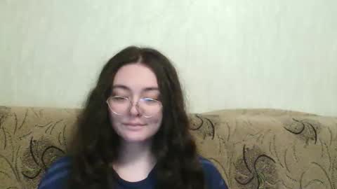 missis mona online show from April 17, 2026, 7:55 am