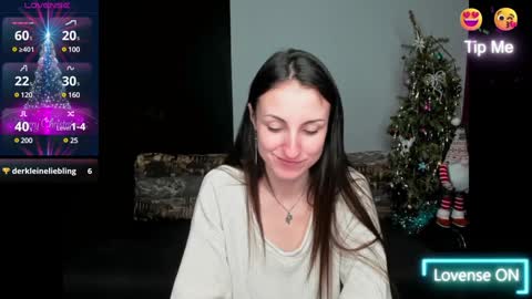 Snapshot of missis_sofiia chatting on January 8, 2025, 3:50 pm Sofia online show from January 8, 2025, 3:50 pm