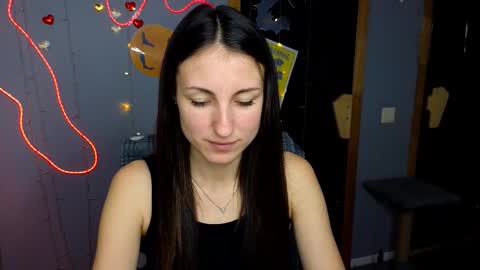Snapshot of missis_sofiia chatting on October 18, 2025, 11:55 am Sofia online show from October 18, 2025, 11:55 am