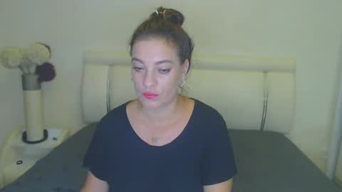 Khloe online show from September 12, 2025, 7:58 pm