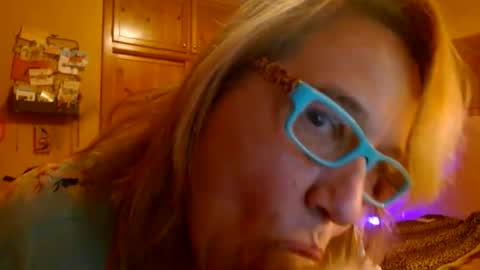 MissKittyFox online show from June 3, 2026, 4:48 am