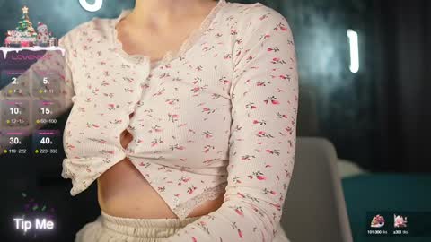 misskristel online show from January 11, 2025, 5:51 pm