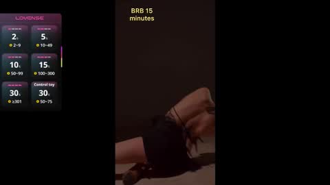 misskristel online show from October 15, 2025, 8:36 am