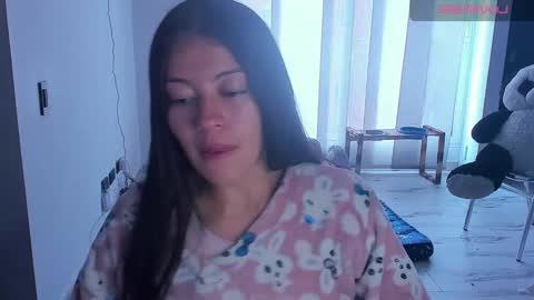 missloren333 online show from September 8, 2025, 3:55 pm