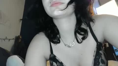 Snapshot of missmacabre666 chatting on May 7, 2026, 8:31 am missmacabre666 online show from May 7, 2026, 8:31 am