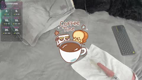 Alejandra  online show from December 2, 2024, 2:19 pm