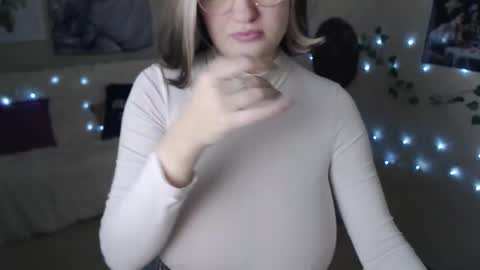 Li  online show from February 20, 2025, 5:07 pm