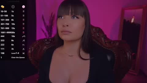 LUXXANDRA online show from March 3, 2025, 8:05 am