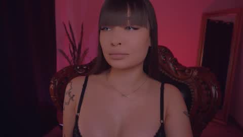 LUXXANDRA online show from March 11, 2025, 7:48 am