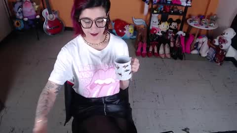 Miss Mia online show from January 7, 2025, 2:19 pm