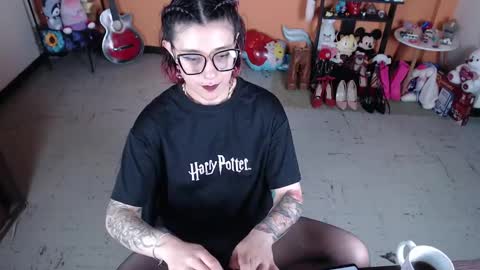 Miss Mia online show from January 9, 2025, 11:13 pm