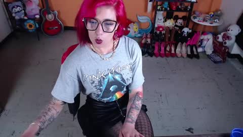 Miss Mia online show from January 25, 2025, 4:46 pm