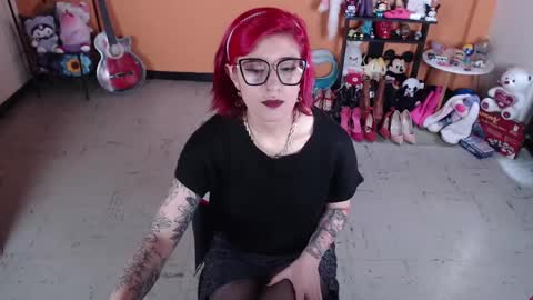 Miss Mia online show from February 5, 2025, 4:36 pm