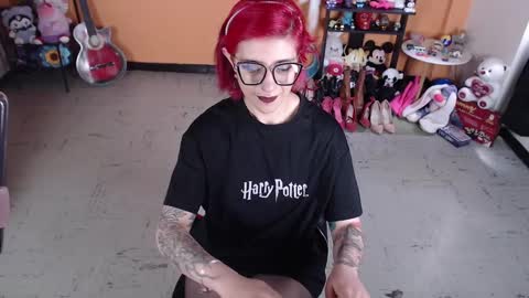 Miss Mia online show from February 6, 2025, 2:04 pm