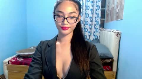 Snapshot of missminervaa chatting on July 1, 2026, 1:45 pm missminervaa online show from July 1, 2026, 1:45 pm
