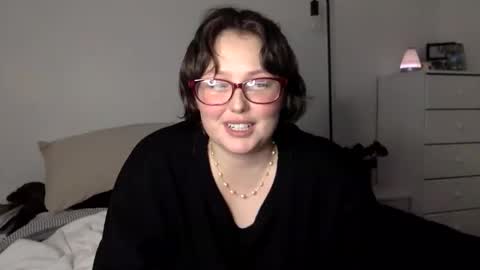 Snapshot of missmistressmal chatting on November 20, 2025, 11:04 pm missmistressmal online show from November 20, 2025, 11:04 pm