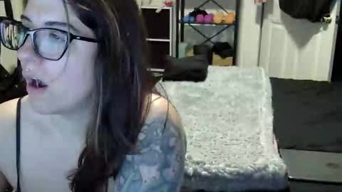 MissMona online show from March 16, 2026, 10:41 am