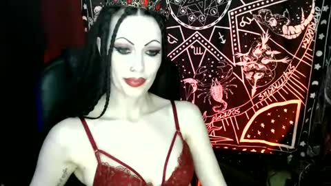 MissMoonDoll online show from December 14, 2024, 5:07 am
