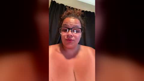Snapshot of missophelia420 chatting on June 24, 2026, 8:19 pm missophelia420 online show from June 24, 2026, 8:19 pm