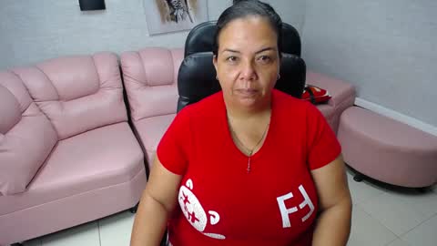 Penelope online show from January 3, 2025, 11:57 am