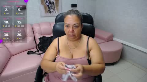 Penelope online show from January 22, 2025, 11:45 am