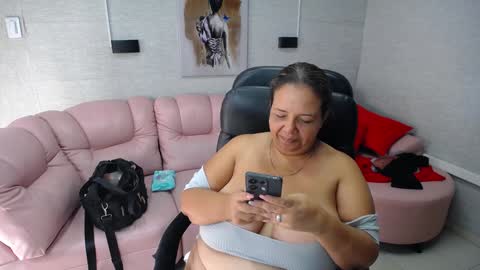 Penelope online show from January 23, 2025, 3:54 pm