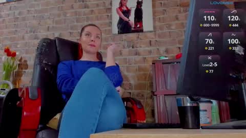 Miss Venus online show from March 12, 2025, 7:35 am