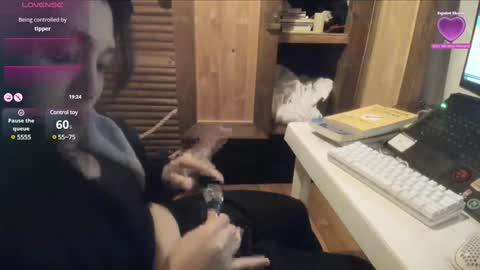 Snapshot of misspink152015 chatting on January 12, 2025, 5:45 am sarah online show from January 12, 2025, 5:45 am