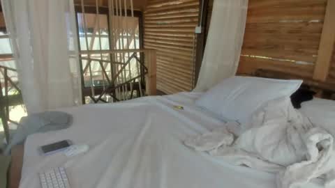 Snapshot of misspink152015 chatting on January 18, 2025, 2:23 pm sarah online show from January 18, 2025, 2:23 pm