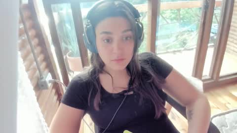 Snapshot of misspink152015 chatting on January 25, 2025, 9:25 pm sarah online show from January 25, 2025, 9:25 pm