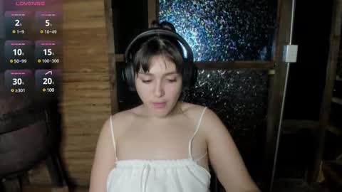 Snapshot of misspink152015 chatting on March 5, 2025, 3:51 am sarah online show from March 5, 2025, 3:51 am