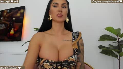 Renata online show from September 27, 2025, 7:41 pm