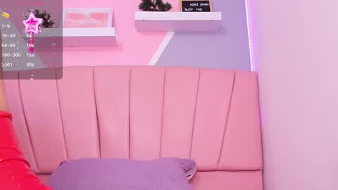 Luna online show from February 5, 2025, 7:10 pm