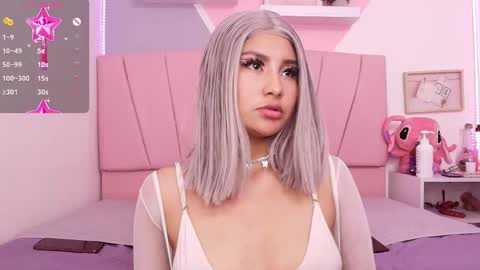 Luna online show from February 21, 2025, 7:43 pm