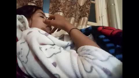 Snapshot of misss_slut chatting on December 21, 2025, 9:27 am call me your slut online show from December 21, 2025, 9:27 am