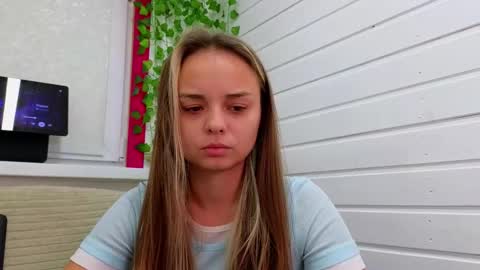 . online show from October 24, 2025, 6:43 am