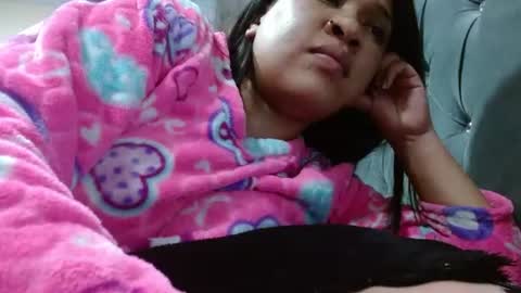 Snapshot of misssam28 chatting on June 25, 2026, 10:25 pm TELL ME MISS online show from June 25, 2026, 10:25 pm