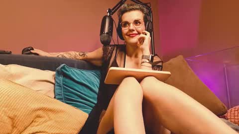 Tacodeluxe online show from September 14, 2025, 3:38 am