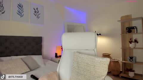 Snapshot of missthailand_ chatting on February 4, 2025, 11:49 pm Fernanda Davila online show from February 4, 2025, 11:49 pm
