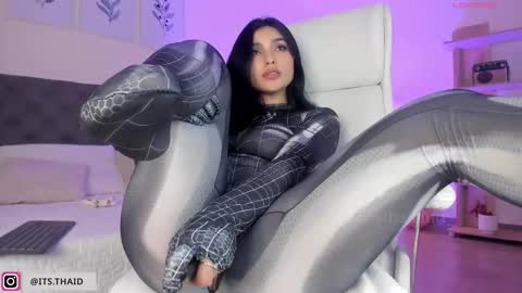 Snapshot of missthailand_ chatting on March 4, 2025, 2:49 am Fernanda Davila online show from March 4, 2025, 2:49 am
