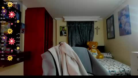 Snapshot of missvalery1 chatting on April 21, 2026, 1:42 am missvalery1 online show from April 21, 2026, 1:42 am