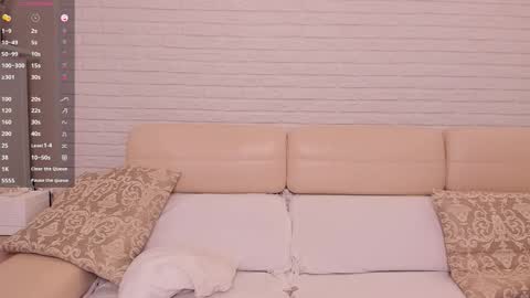 missxcaprice online show from February 25, 2026, 2:54 am