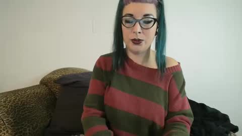 Missy Dee online show from December 3, 2024, 8:05 am