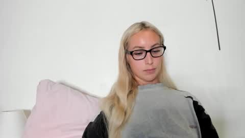 Snapshot of missy_matrix chatting on May 7, 2026, 5:51 pm Missy matrix online show from May 7, 2026, 5:51 pm